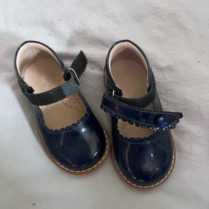 Elephantito navy patent leather Mary Jane’s